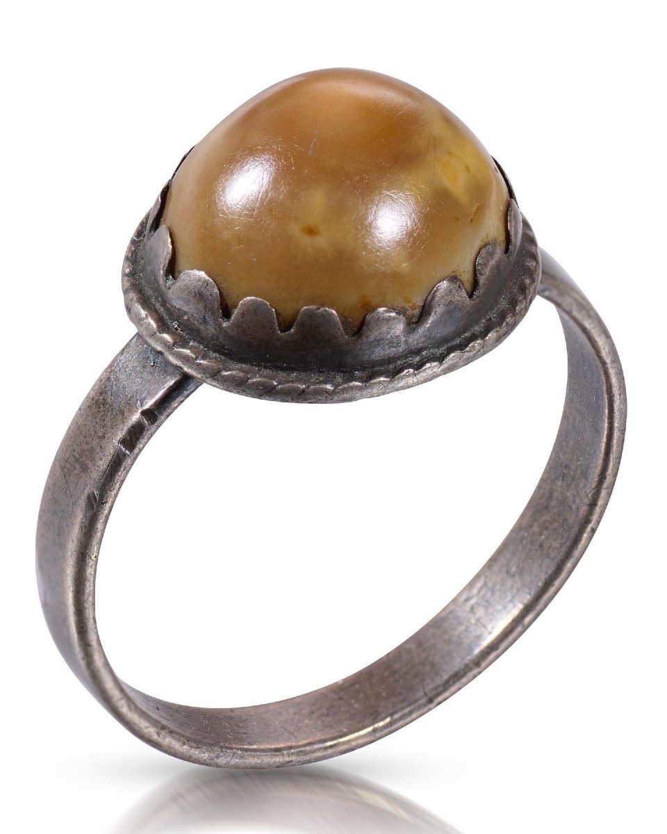 Rare Amuletic Silver Ring Set With A Toadstone. Western Europe, 16th Century.-photo-4