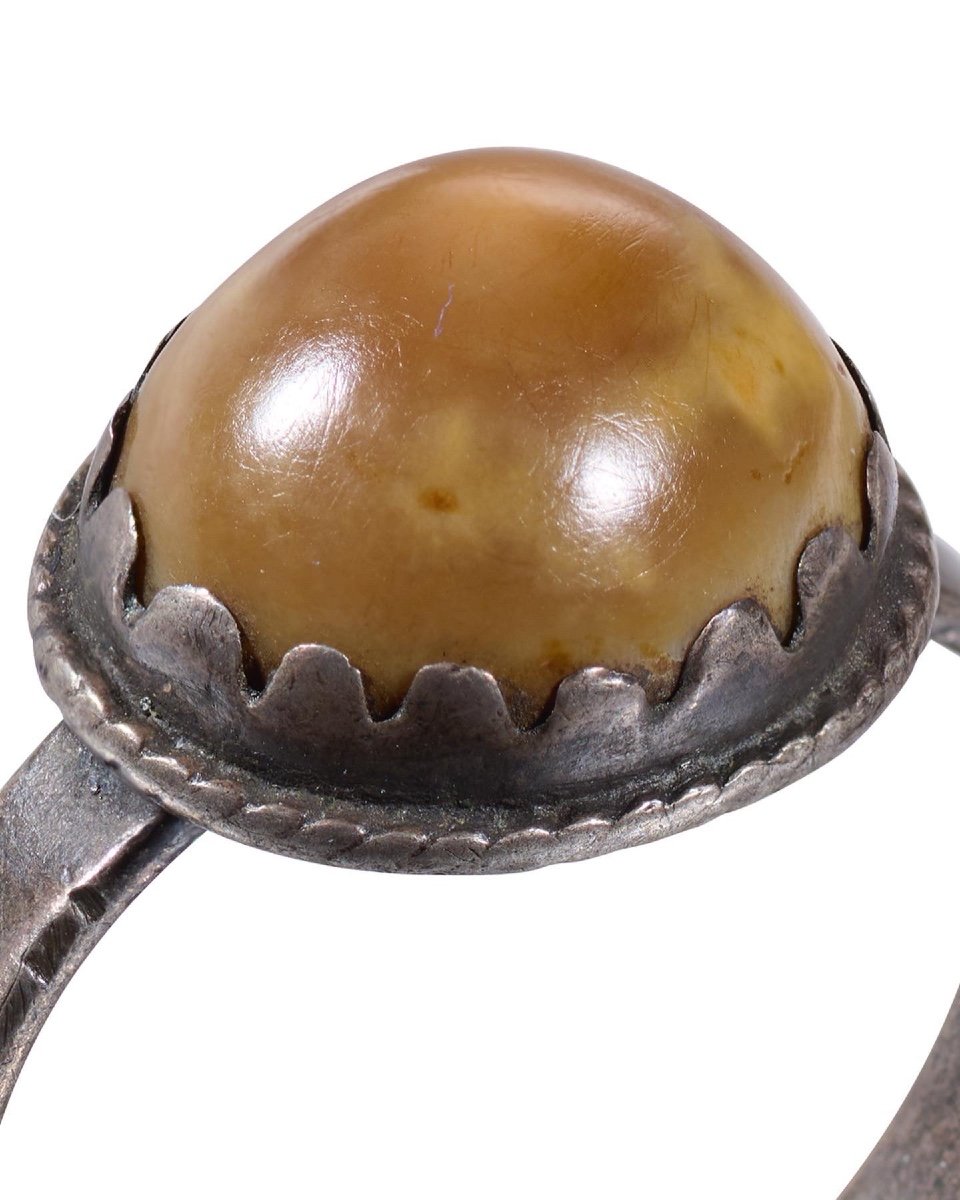 Rare Amuletic Silver Ring Set With A Toadstone. Western Europe, 16th Century.-photo-4