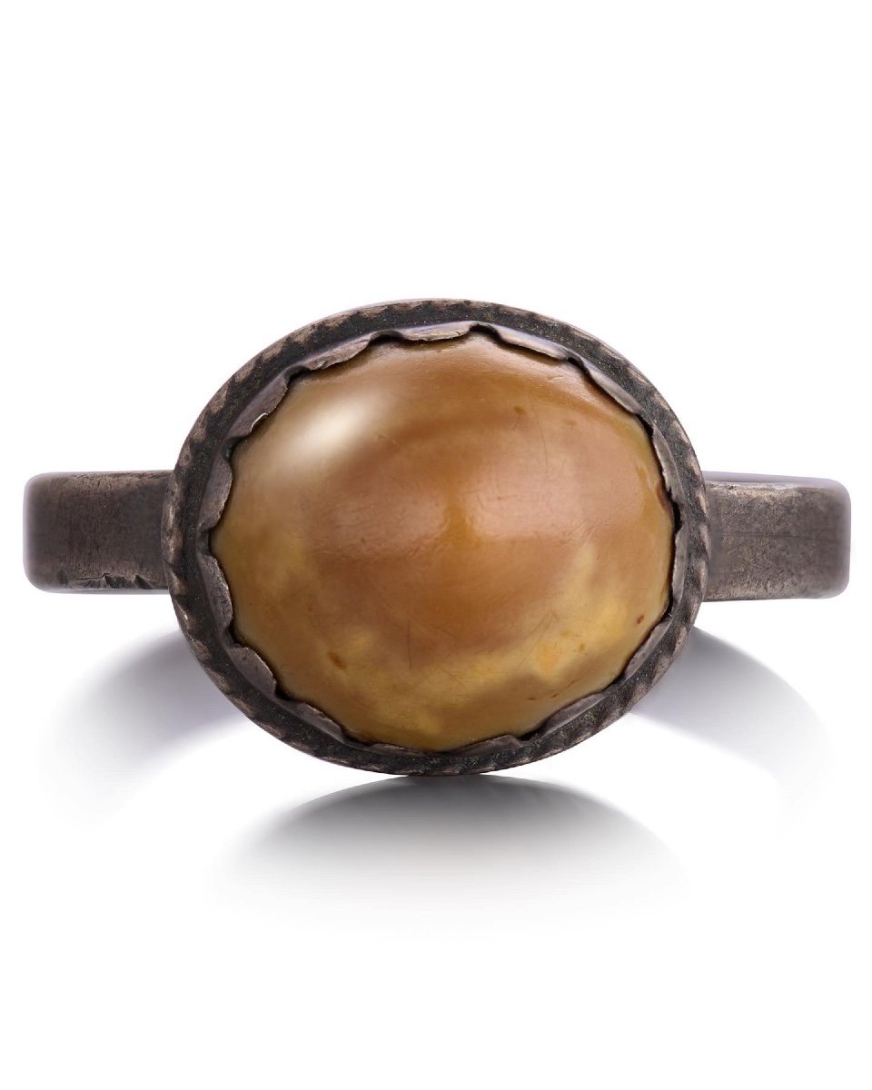 Rare Amuletic Silver Ring Set With A Toadstone. Western Europe, 16th Century.