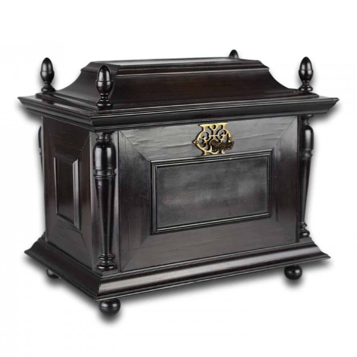 Ebony Tablet Cabinet With Silver Foil Interior. Antwerp, 17th Century.-photo-2