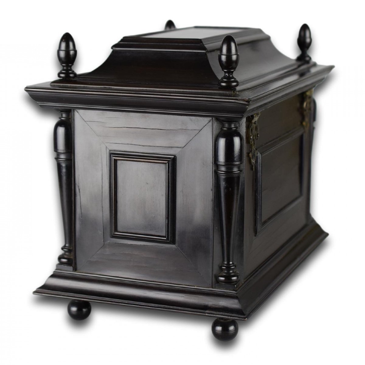 Ebony Tablet Cabinet With Silver Foil Interior. Antwerp, 17th Century.-photo-4