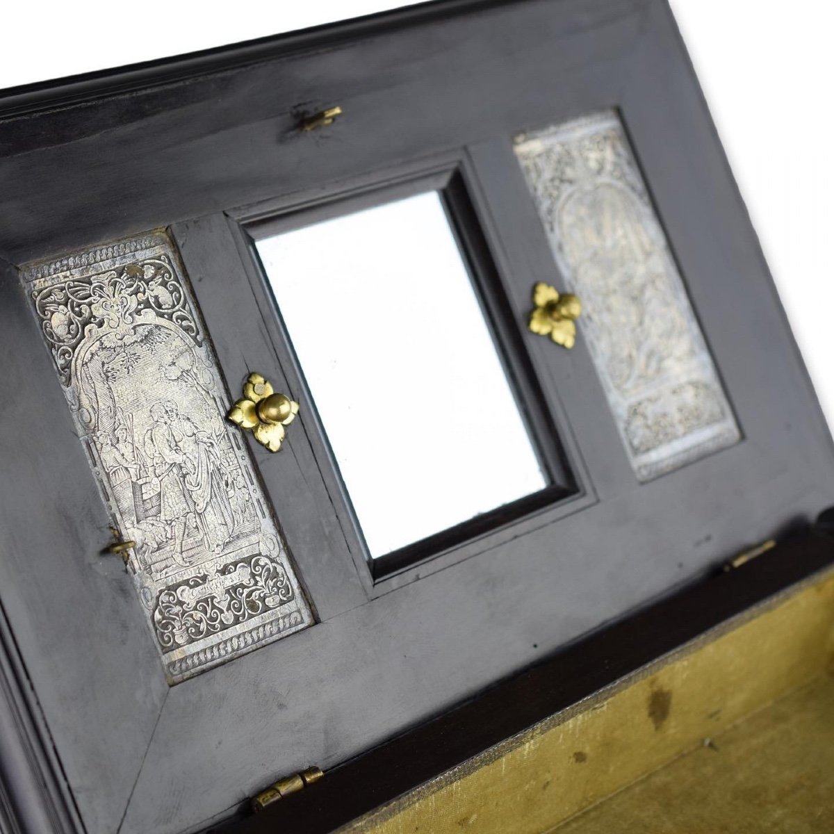 Ebony Tablet Cabinet With Silver Foil Interior. Antwerp, 17th Century.-photo-1