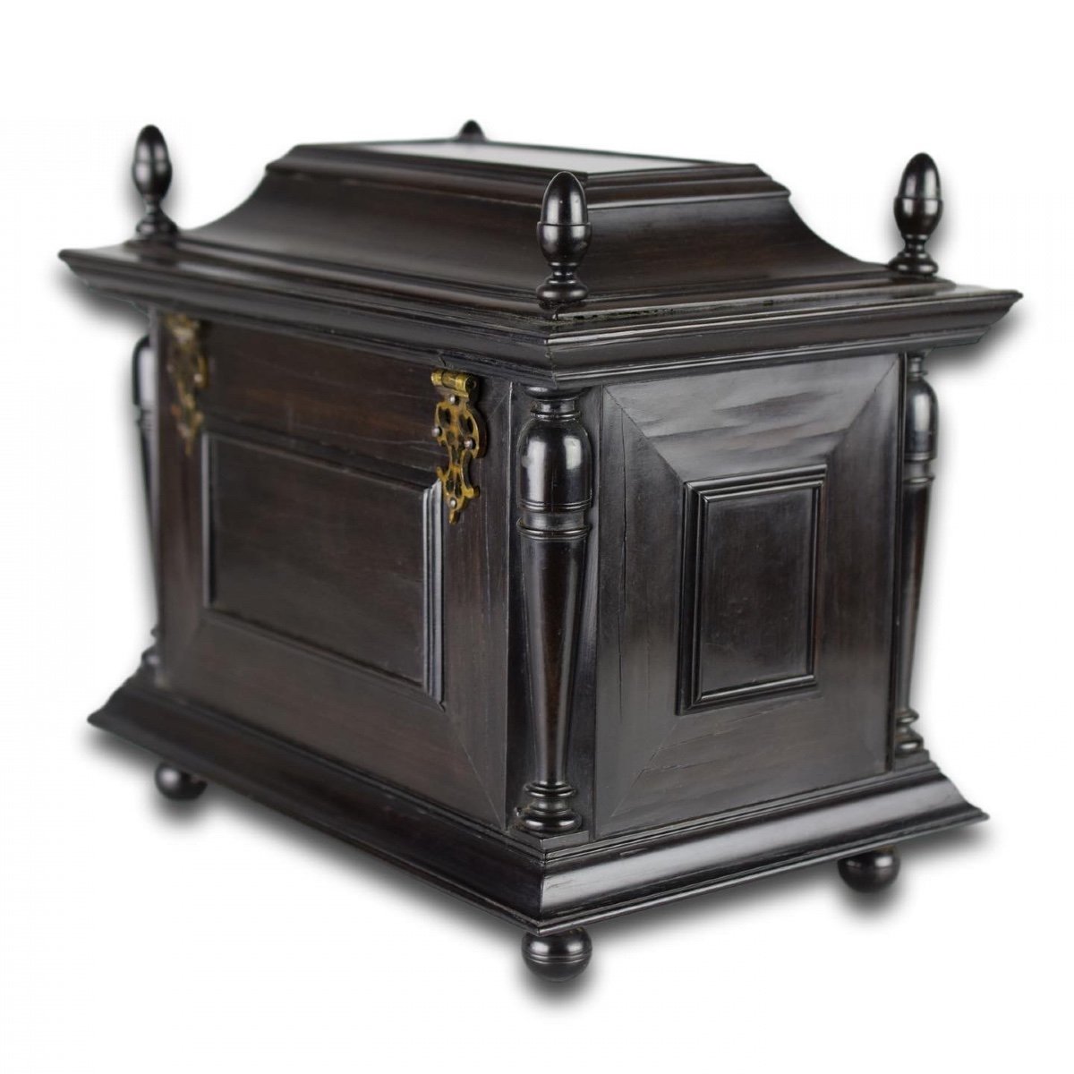 Ebony Tablet Cabinet With Silver Foil Interior. Antwerp, 17th Century.-photo-2
