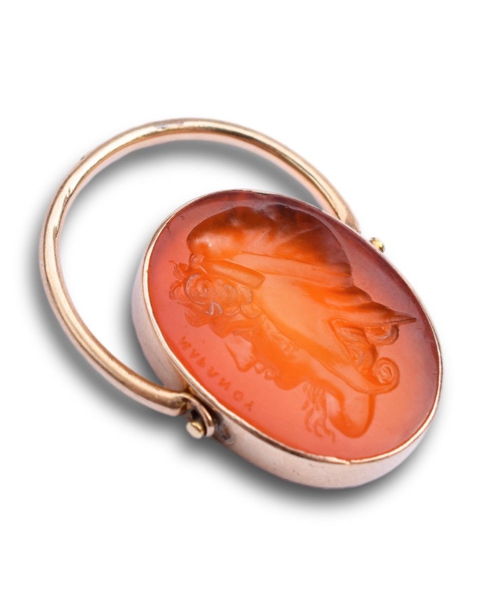 Carnelian Intaglio Ring With The Trojan Prince Paris. Italian, 19th Century.-photo-2