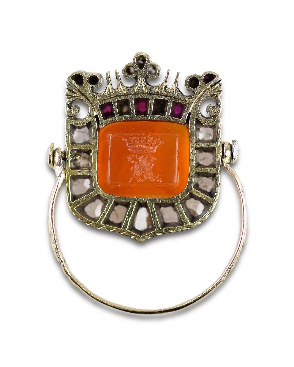 Swivelling Diamond And Ruby Cluster Ring. European, Mid 19th Century.   -photo-4