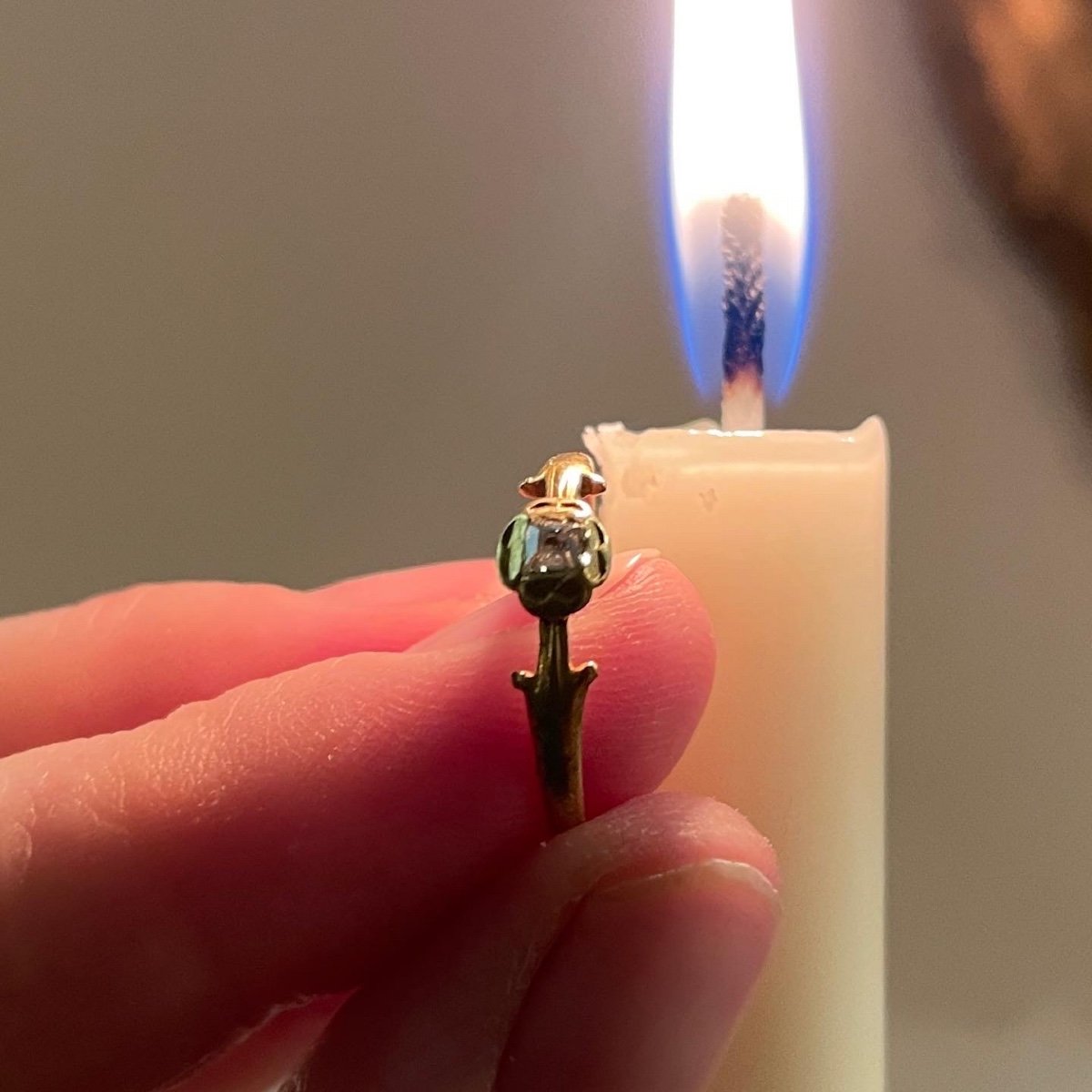 Bague De Fiançailles En Or Fin Sertie d'Un Diamant. Anglais Ou Français, XVe Siècle. -photo-1