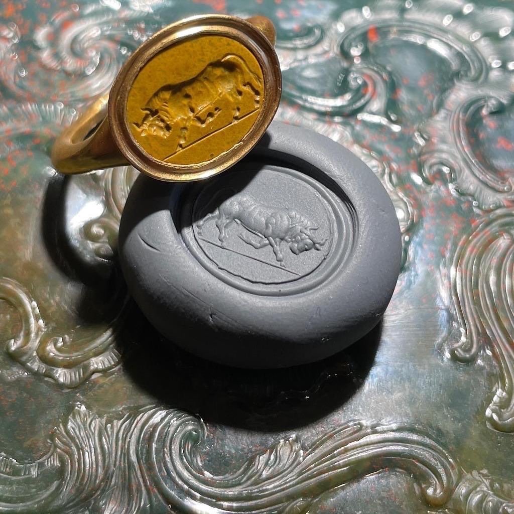 Yellow Jasper Intaglio Of A Bull. Roman, 1st Century Bc - 1st Century Ad.-photo-3