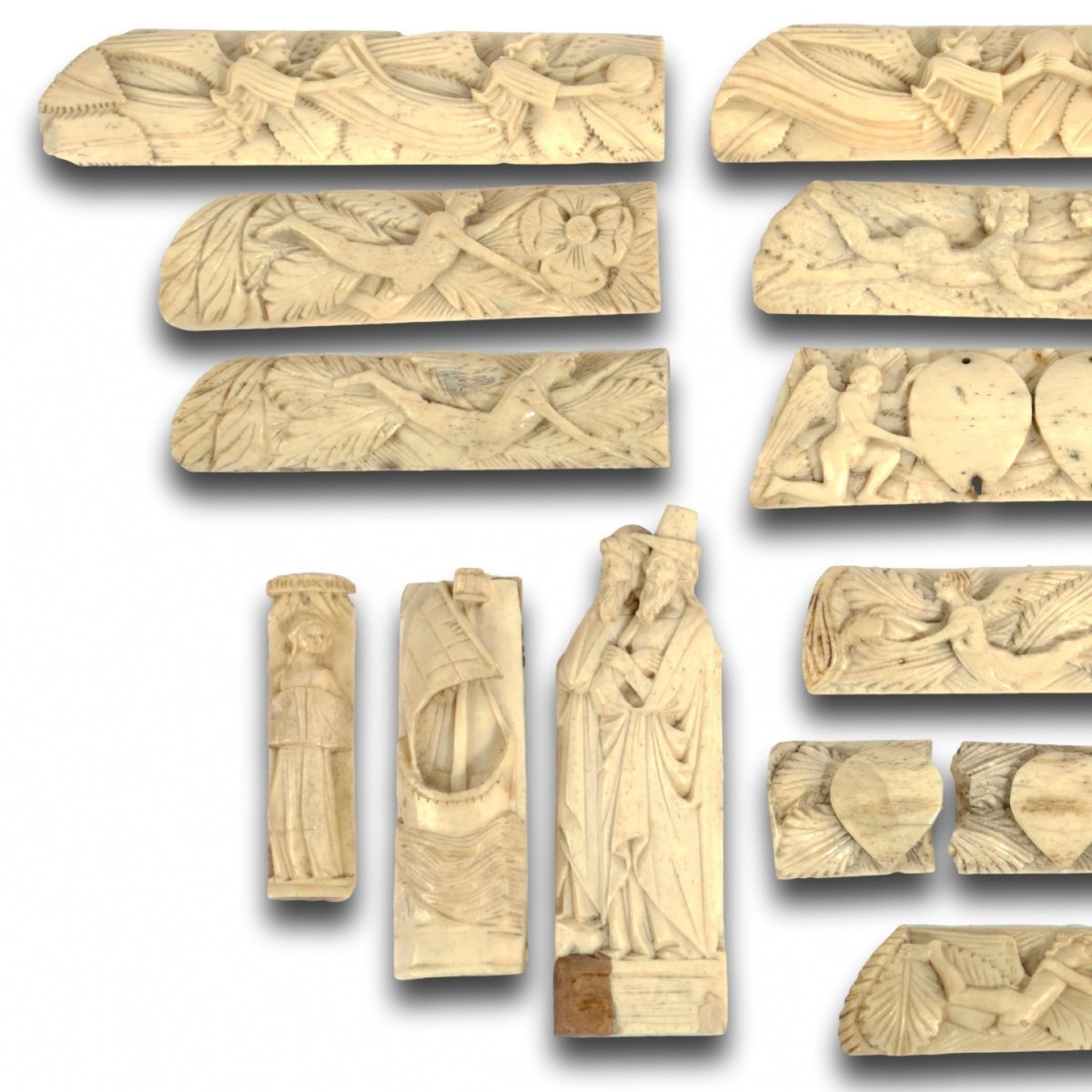 Collection De Plaques d'Atelier Embriachi. Italien, XVe Siècle. -photo-4