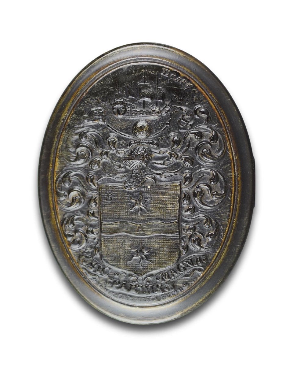 Horn Box With The Arms Francis Drake, By John Obrisset. English, 18th Century.-photo-4