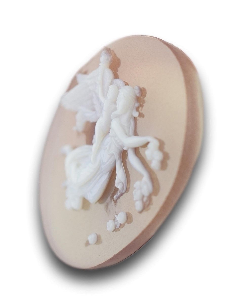 A Sardonyx Cameo Of Aurora And Cupid. Italian, 19th Century.-photo-2