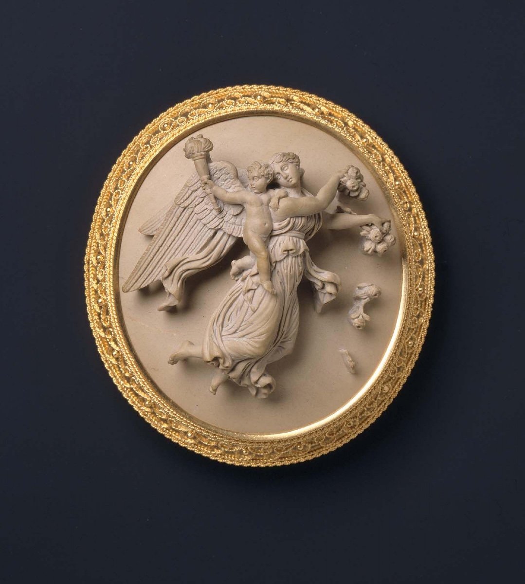 A Sardonyx Cameo Of Aurora And Cupid. Italian, 19th Century.-photo-8