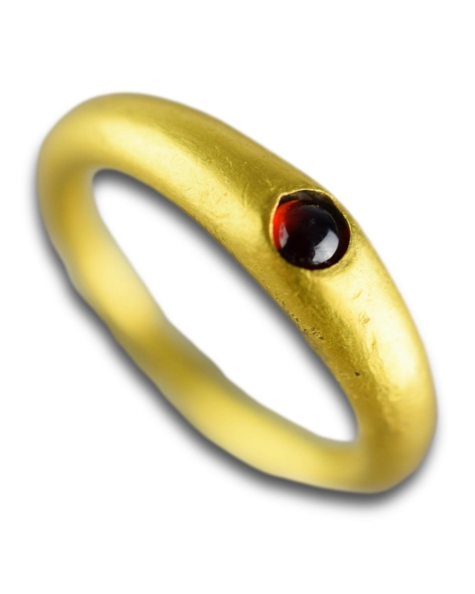 Ancient Gold Finger-ring Set With A Garnet. Roman, 3rd Century Ad.-photo-7