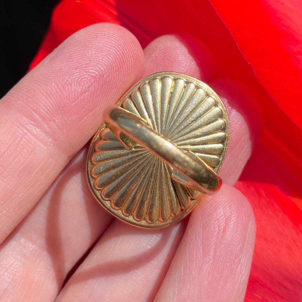 Georgian Gold Ring Set With A Renaissance Cameo Of A Muse.-photo-3