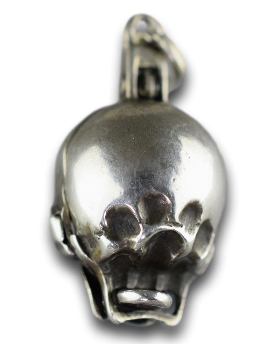 Silver Pomander In The Form Of A Skull. German, 17th Century.-photo-2
