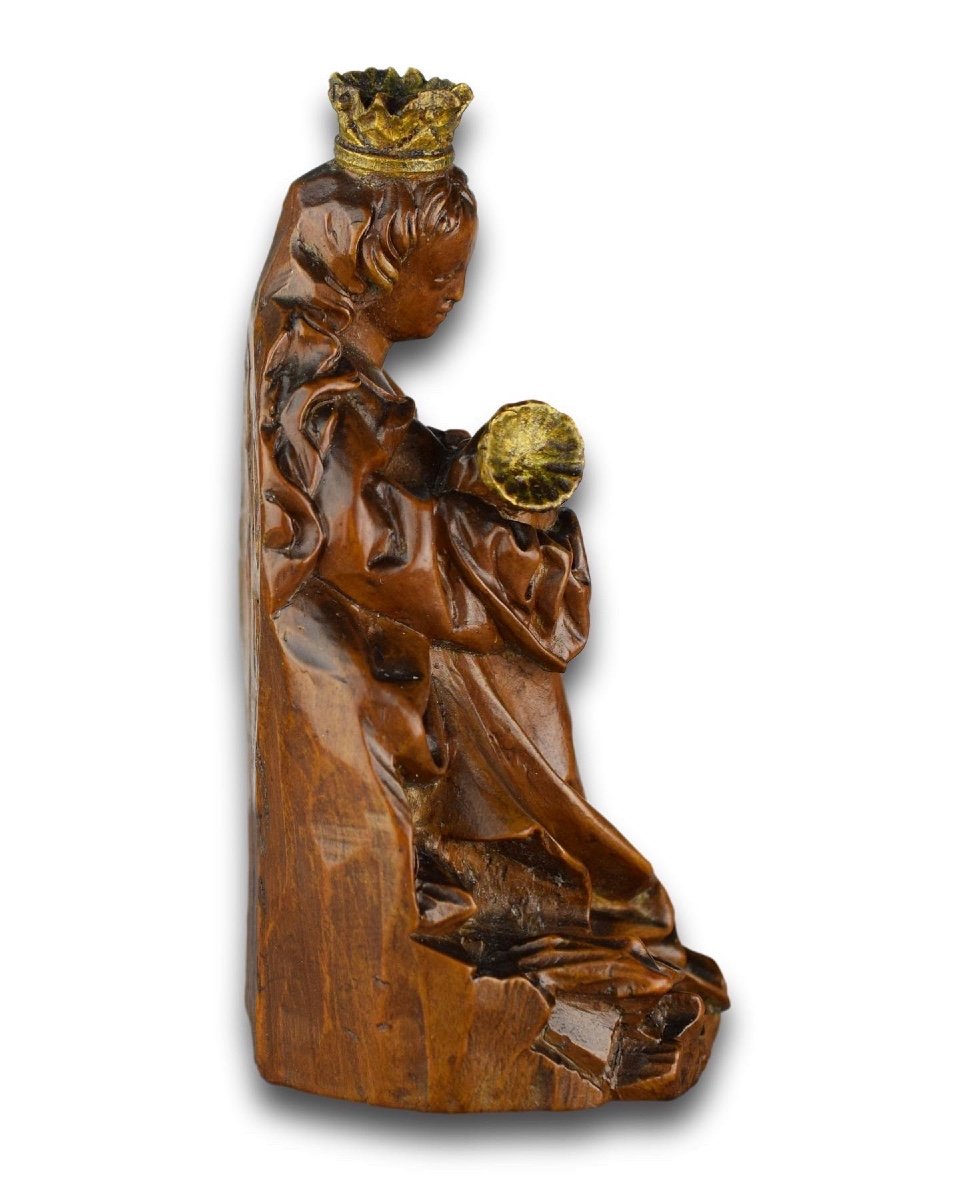 Intimate Gothic Sculpture Of The Nursing Madonna & Child. German, 16th Century.-photo-2