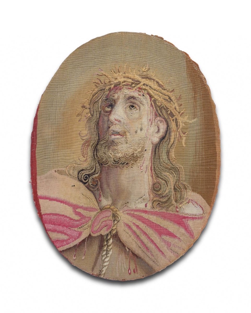 Fragment De Tapisserie Représentant Le Christ En Homme De Douleur. Paris, XVIIIe Siècle. 