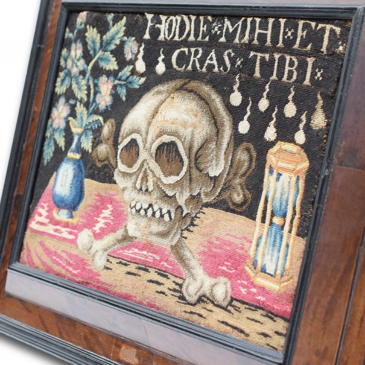 Exceptionally Rare Memento Mori Needlework. Flemish Or German, 17th Century.-photo-4