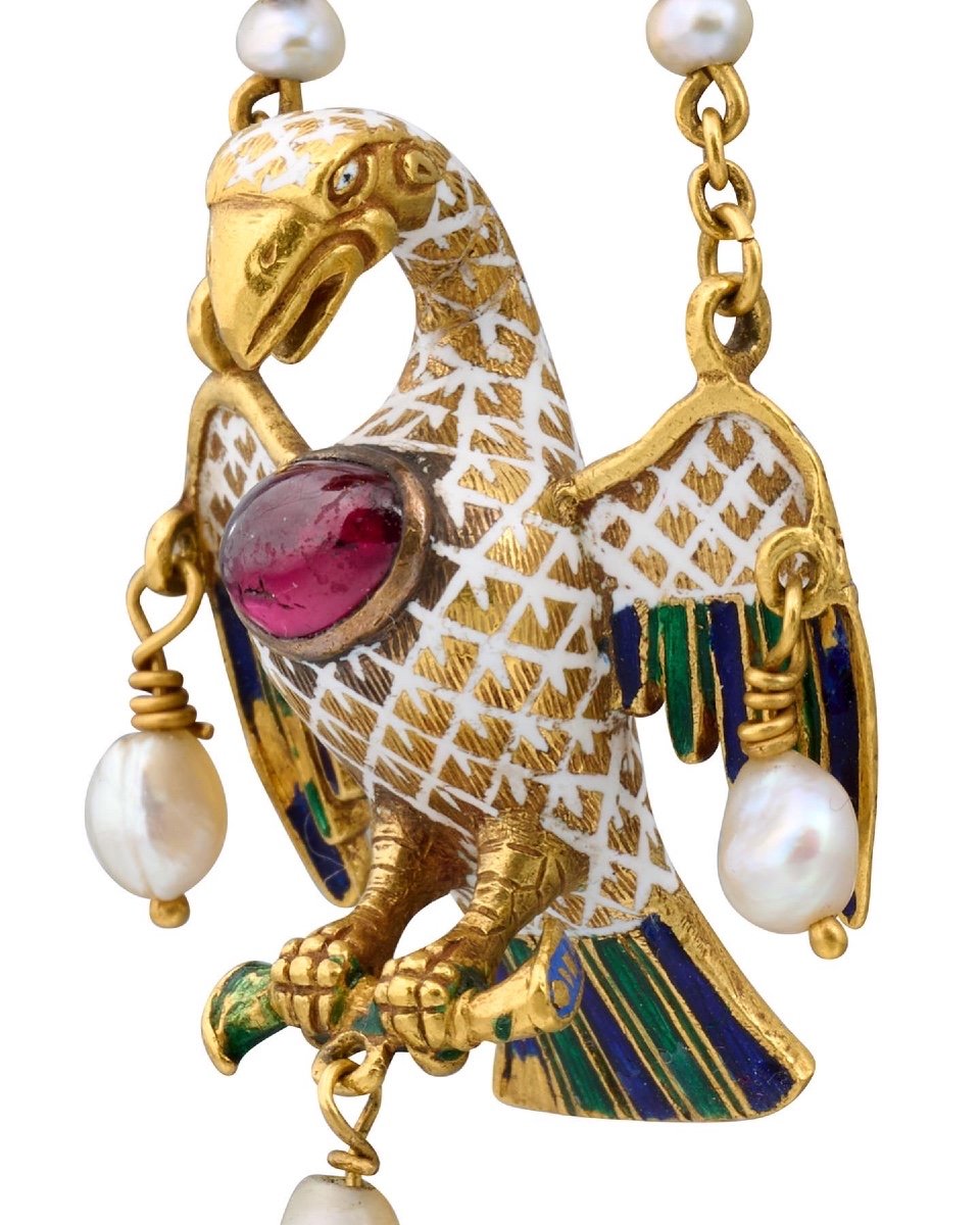 Renaissance Gold Pendant Of The Pelican In Her Piety. Spanish, 16/17th Century.