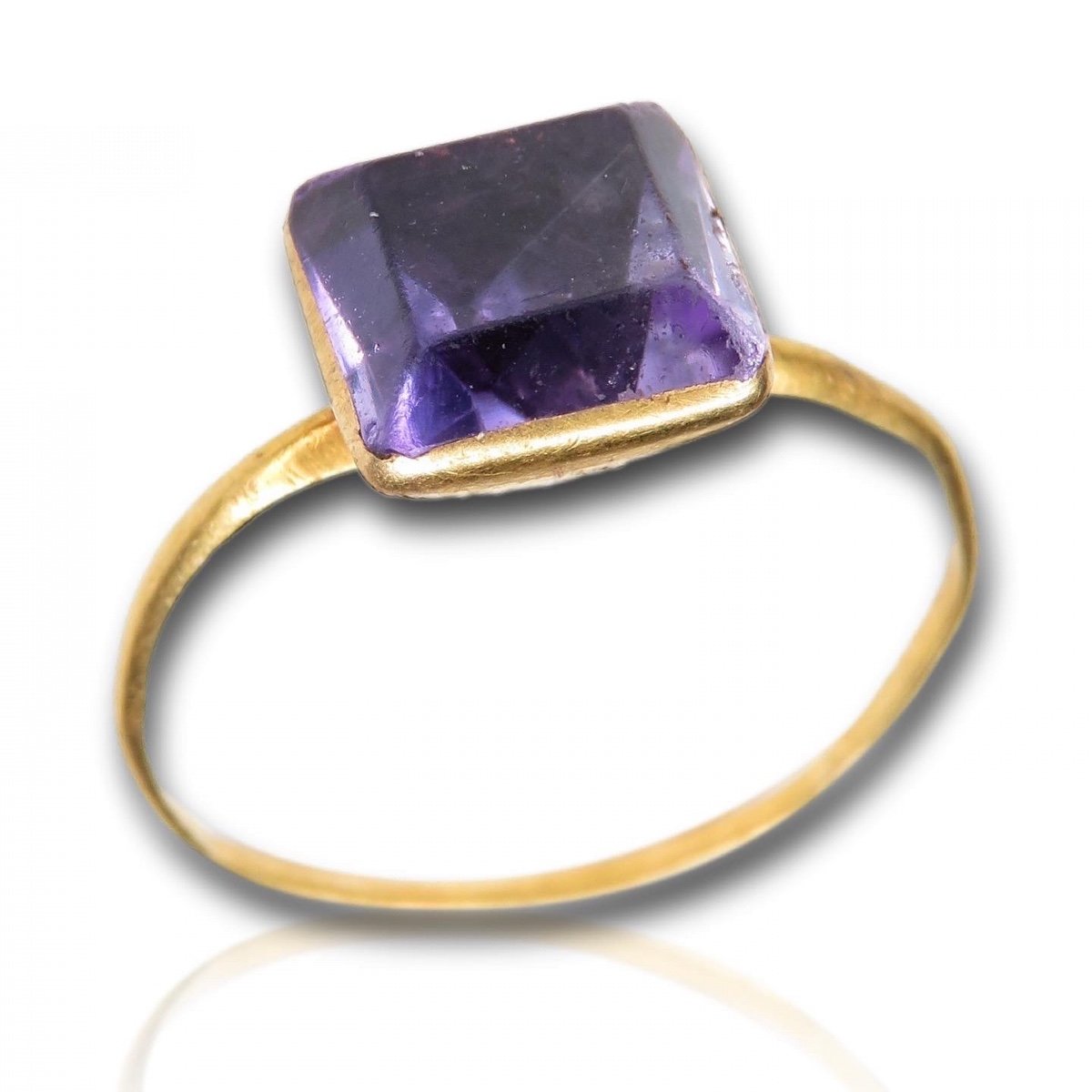 Delicate Gold Ring Set With A Table Cut Amethyst. English, Late 17th Century.