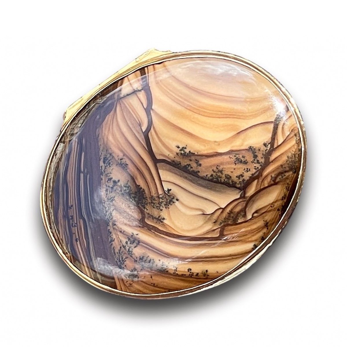 Tabatière En Agate De Bois Pétrifié Montée d'Or. Anglais, XVIIIe Siècle.  
