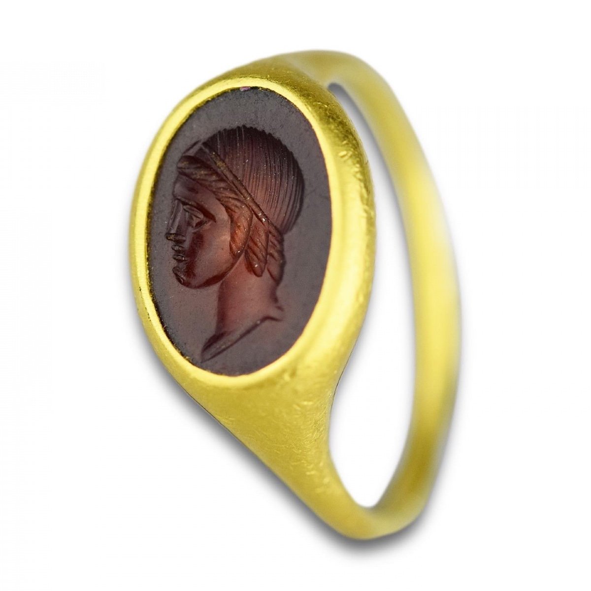 Gold Ring With A Fine Hellenistic Sard Intaglio Of A Youth, 3rd - 2nd Century Bc-photo-3