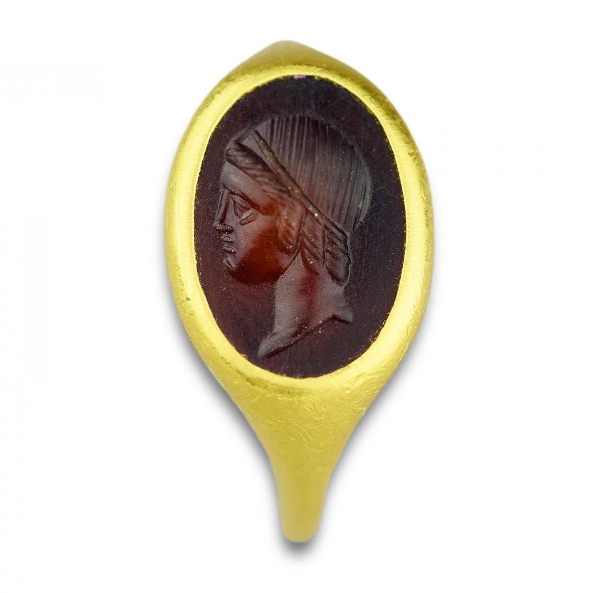 Gold Ring With A Fine Hellenistic Sard Intaglio Of A Youth, 3rd - 2nd Century Bc-photo-3