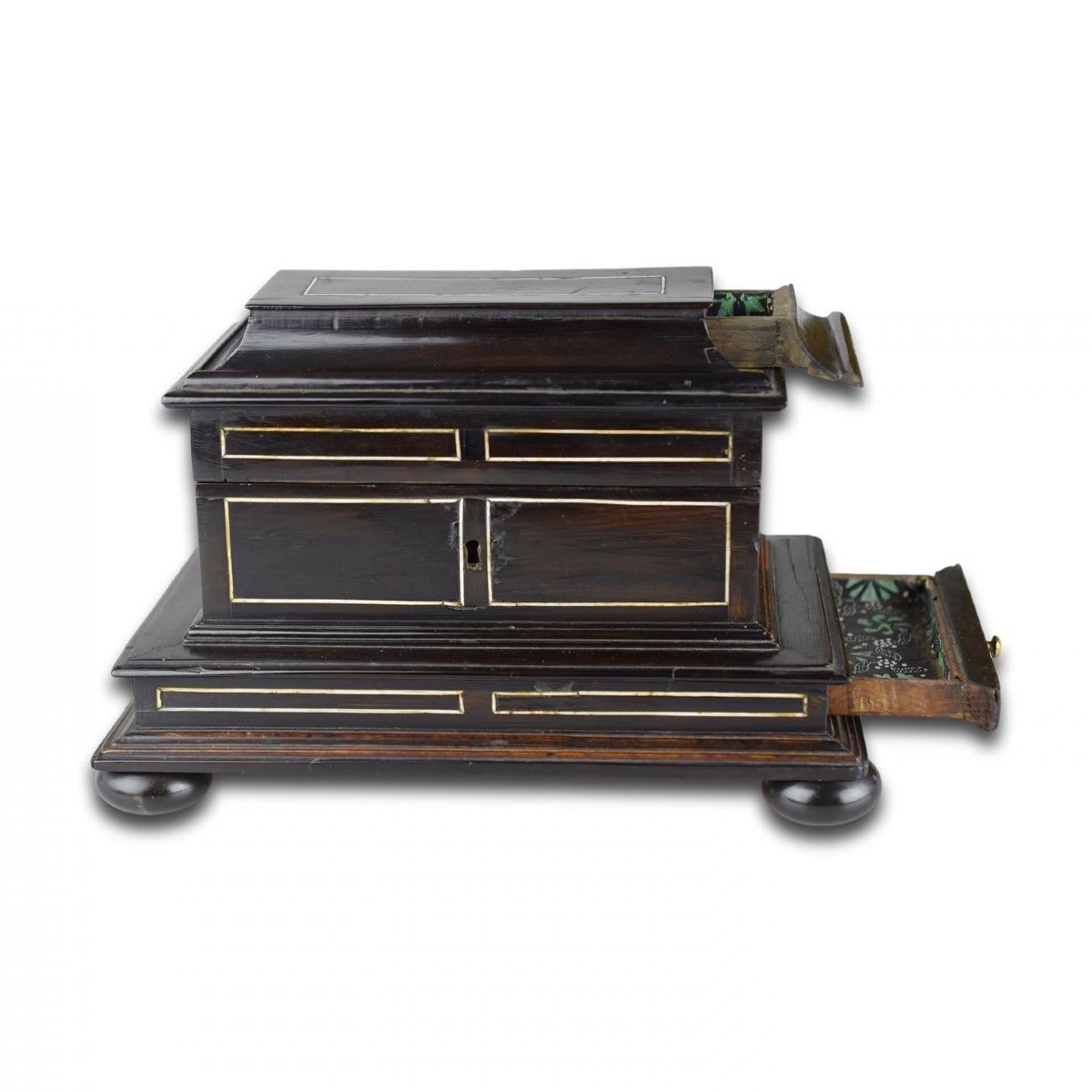 Meuble De Table Miniature Kunstkammer En ébène. Italienne, Milieu Du XVIIe Siècle.-photo-5