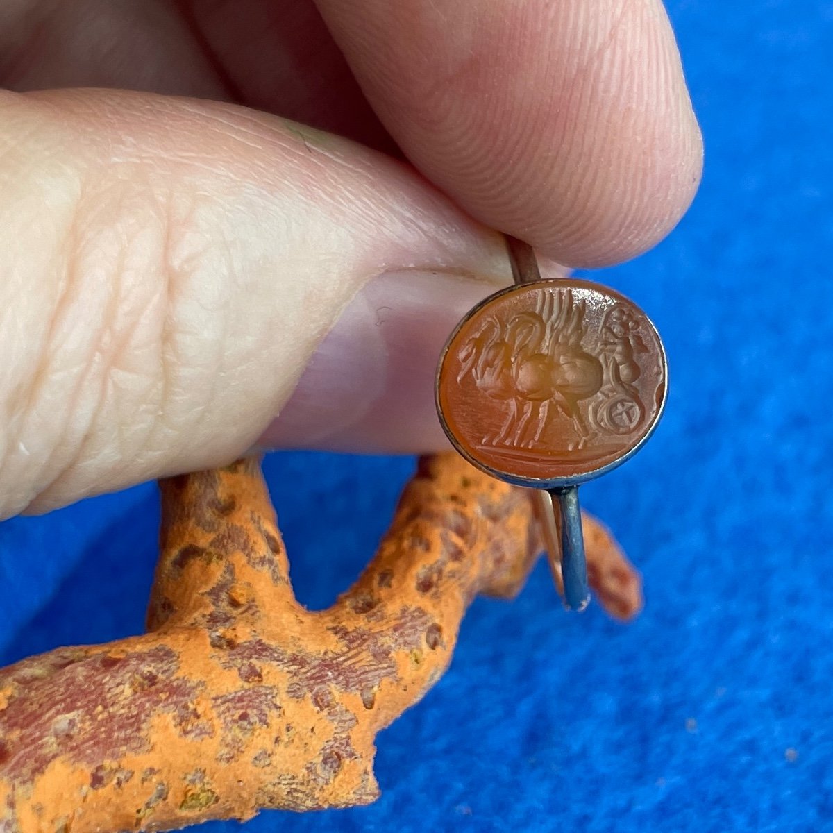 Bague En Or Géorgienne Avec Une Intaille De Cupidon Dans Un Char. Italien, XVIIIe Siècle-photo-3