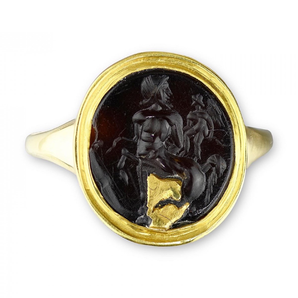 Gold Ring With A Sard Intaglio Of Cupid And A Centaur. Roman, 1stc Bc / 1stc Ad.-photo-2
