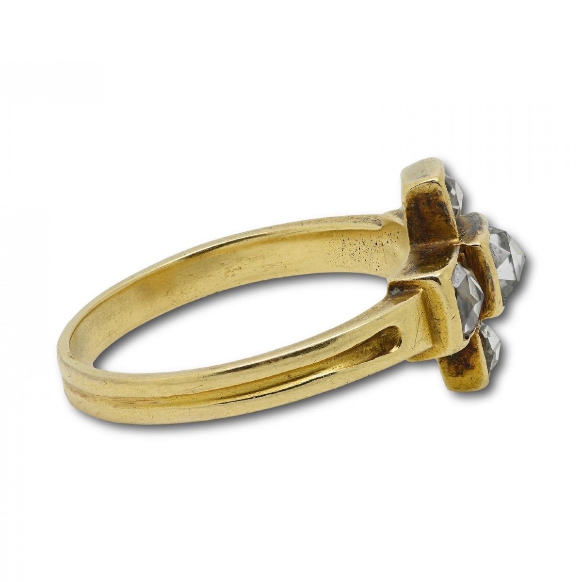 Cruciform Ring With Five Rose Cut Diamonds. English, 19th Century.-photo-3