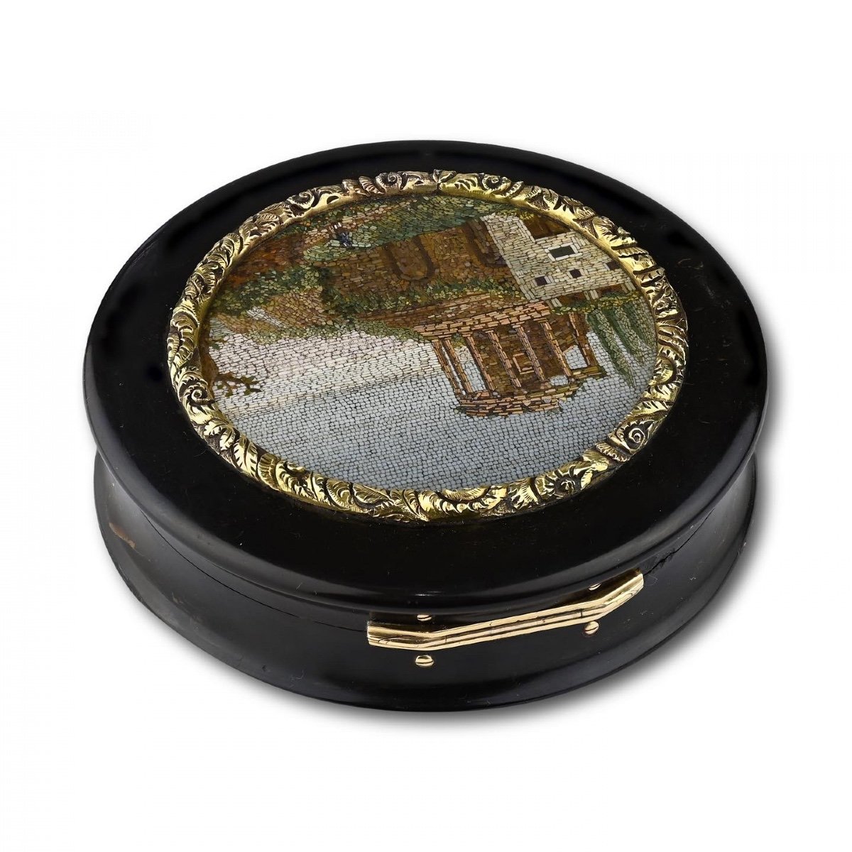 Gold Mounted Tortoiseshell Snuff Box With A Micromosaic Of The Temple Of Vesta.-photo-2