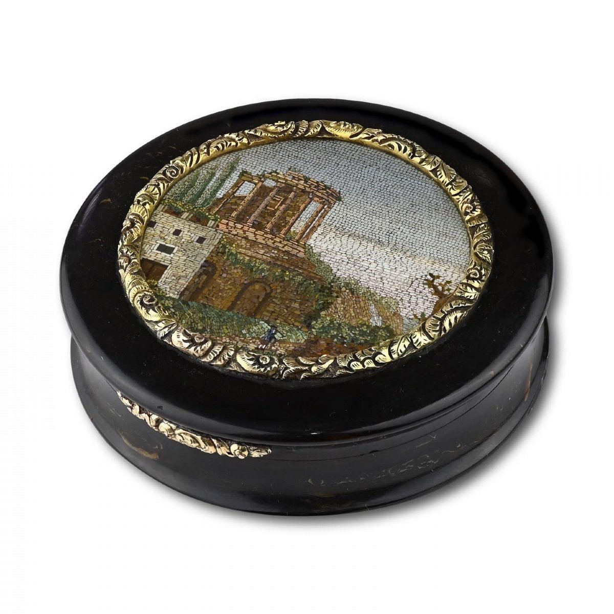 Gold Mounted Tortoiseshell Snuff Box With A Micromosaic Of The Temple Of Vesta.-photo-6