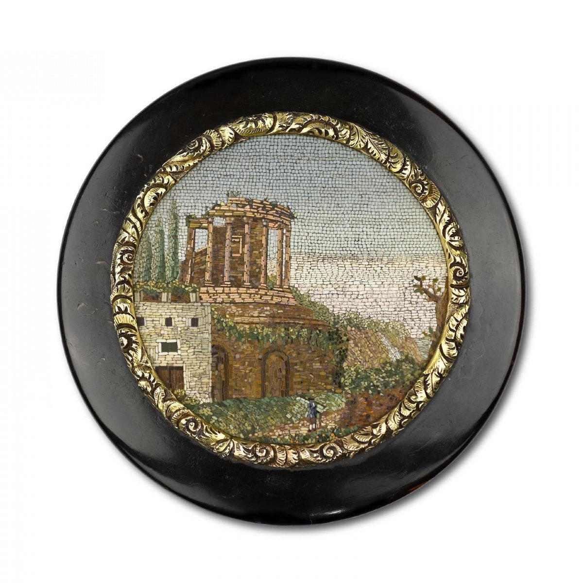 Gold Mounted Tortoiseshell Snuff Box With A Micromosaic Of The Temple Of Vesta.
