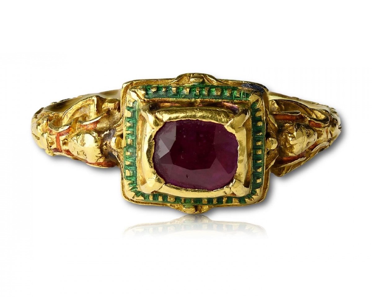 Bague Renaissance En Or Et émail Sertie d'Un Rubis. Europe Occidentale, XVIe Siècle.-photo-7