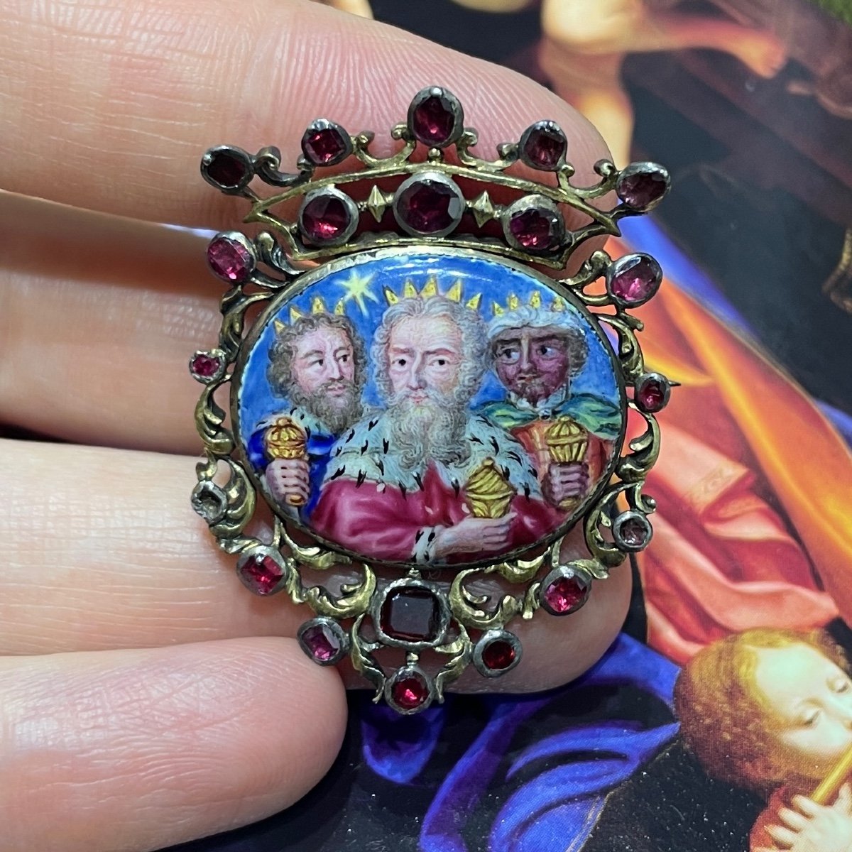 Broche En Or Avec Un émail Des Trois Mages. Français Ou Allemand, XVIIe Siècle.-photo-2