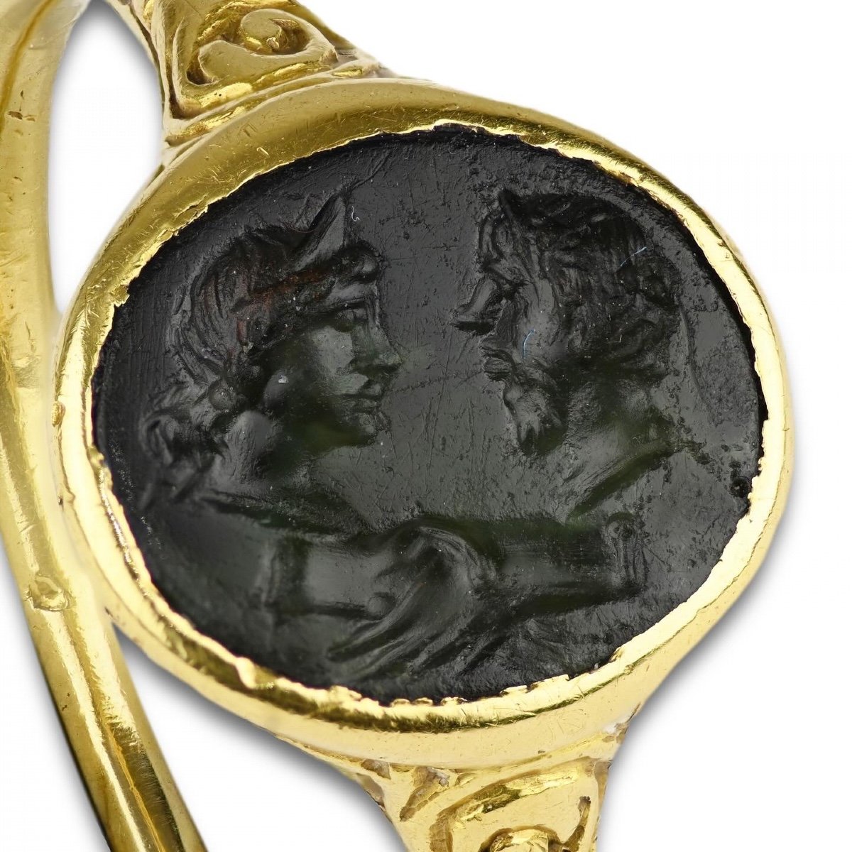 Renaissance Gold Ring With An Ancient Plasma Intaglio. German, Late 16th Century-photo-2