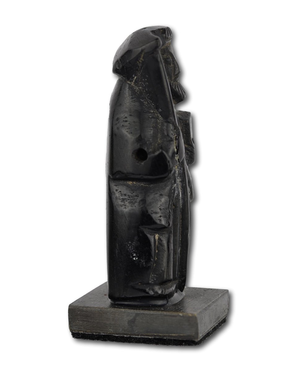 Jet Figure Of Saint James The Greater. Santiago De Compostela, 15-16th Century.-photo-1