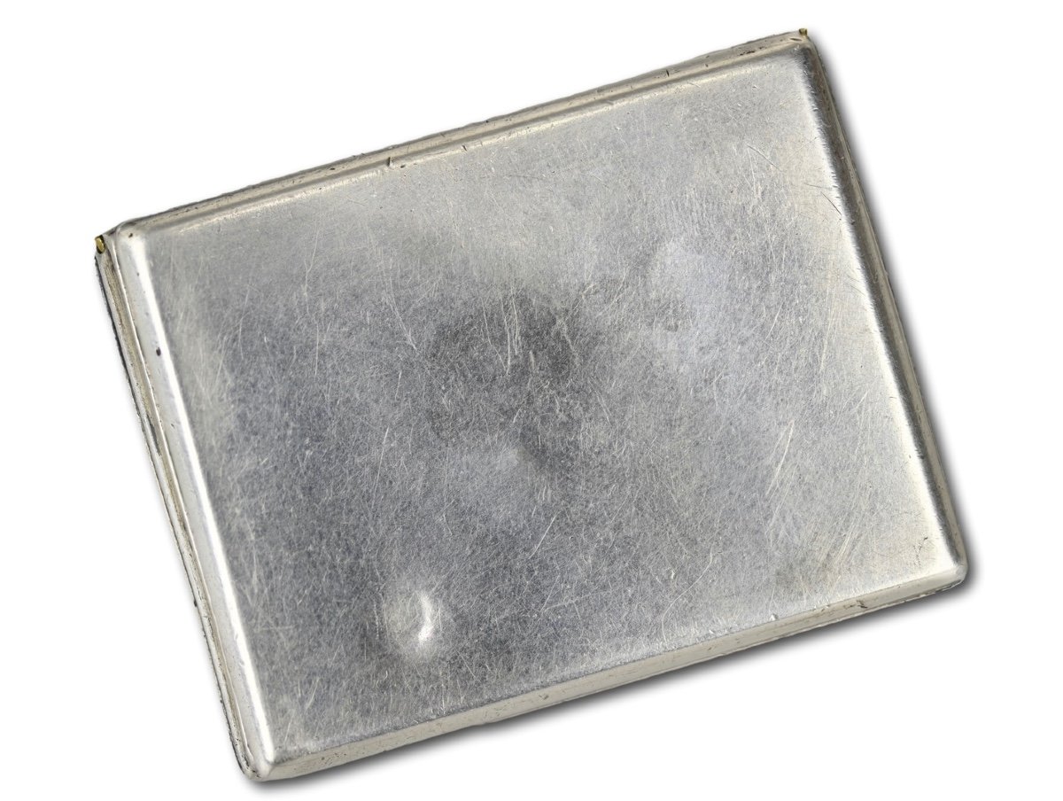 Silver Box With An Enamel Plaque Of A Lady Taking Snuff. French, 18th Century.-photo-2