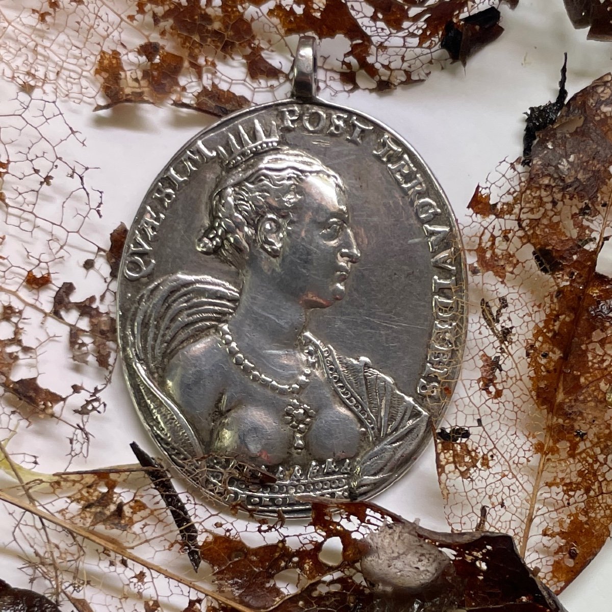 Médaille Vanité En Argent Avec Un Squelette Et Un Buste De Femme. Allemand, XVIIe Siècle  -photo-8