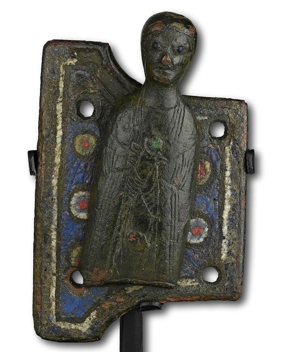 Appliqué En Cuivre émaillé Champlevé d'Un Saint. Français, Limoges, 13e Siècle.  