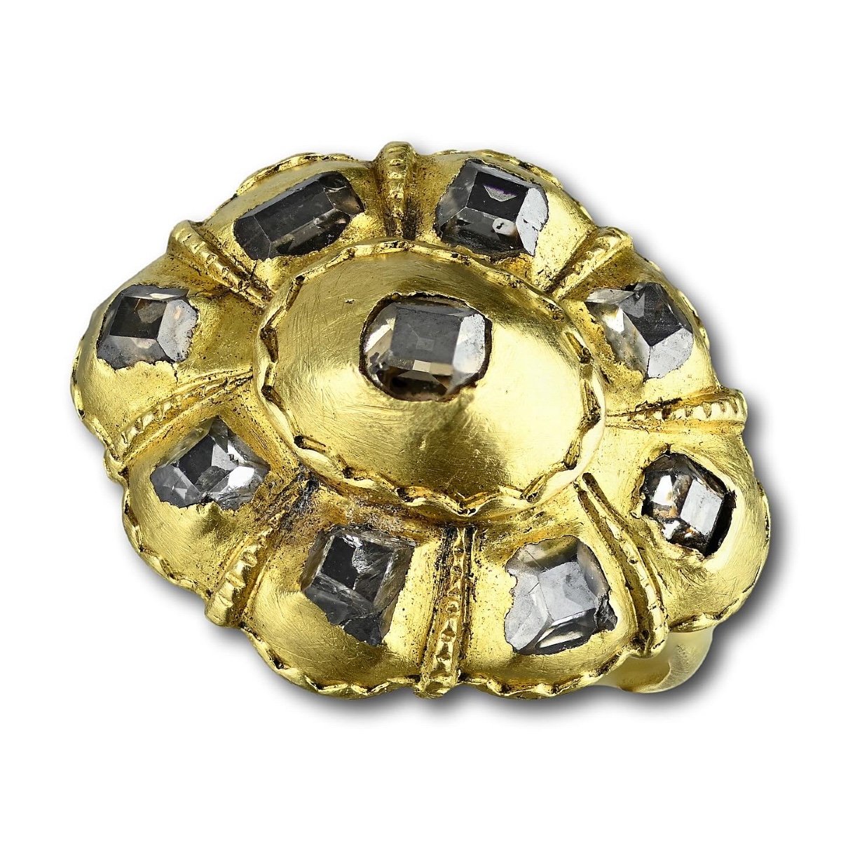 Bague En Or à Haute Teneur En Carats Et Diamants Taille Table. Ibérique, Fin Du XVIIe Siècle.  -photo-4