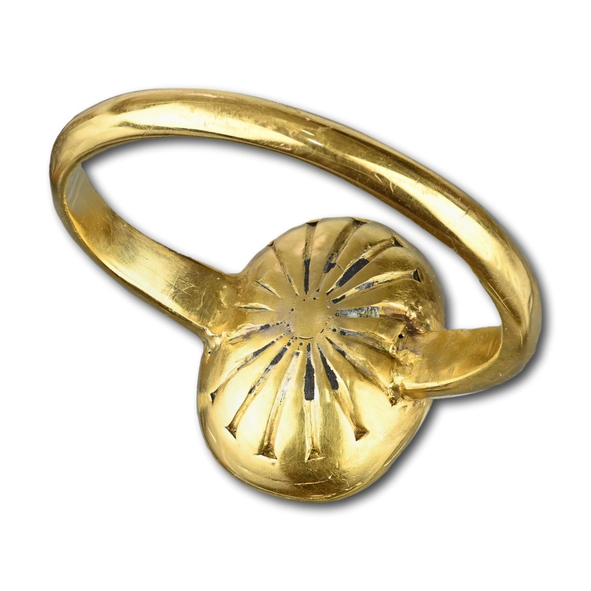 Gold Ring Set With A Carnelian Intaglio Of The Roman God Mercury.-photo-6