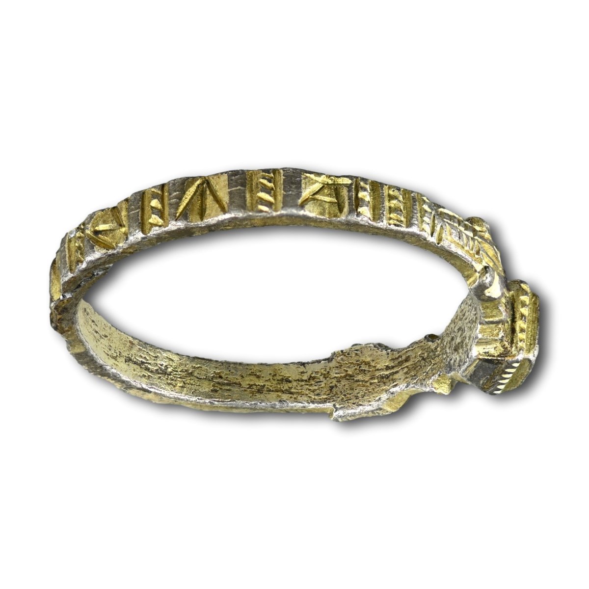 Medieval Silver Gilt And Niello Ring With Dragons. Italian, 13th / 14th Century.-photo-3