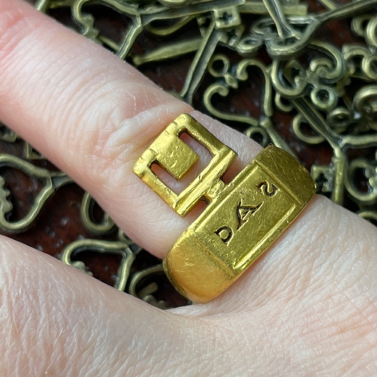 Ancient Gold Key-ring. Roman, 3rd - 4th Century Ad.-photo-5