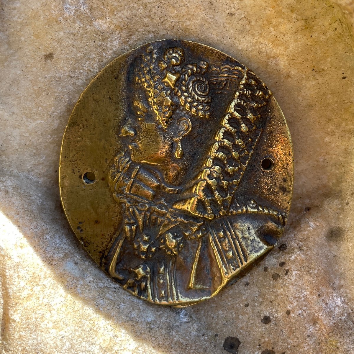 Médaillon En Bronze De Marie-madeleine d'Autriche (1587-1629). Français, 17e Siècle-photo-2