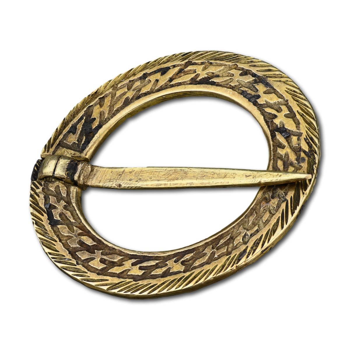 Une Broche En Forme d'Anneau Médiéval En Or.  Français Ou Anglais, XIIIe Siècle.  -photo-2