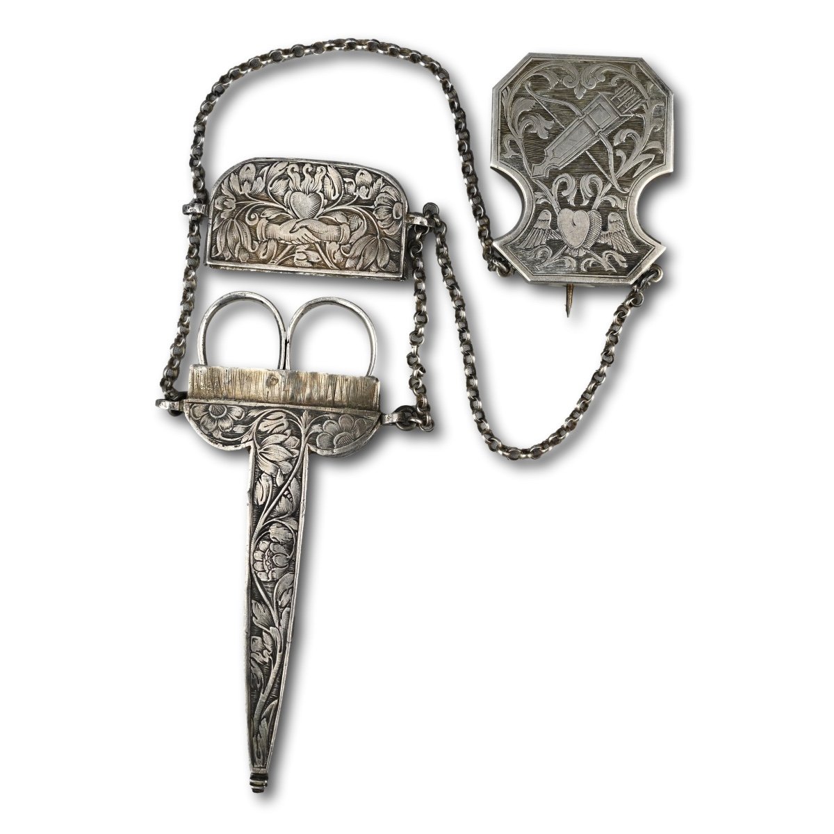 Engraved Silver Scissor Case And Chatelaine. French, Late 17th Century.-photo-3