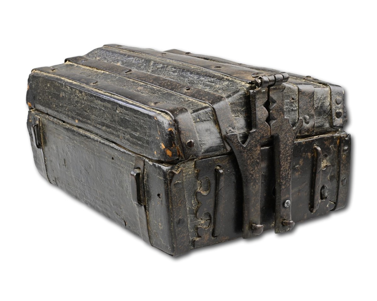 Iron Mounted Leather Missal Box. French, Late 15th Century.-photo-3