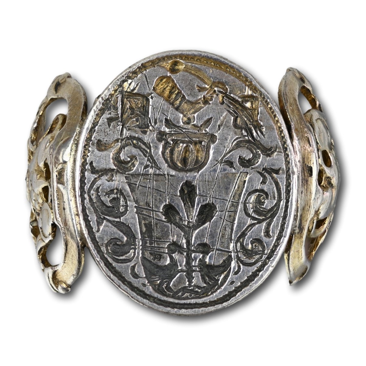 Chevalière En Argent Doré. Allemagne, Milieu Du XVIIIe Siècle. 
