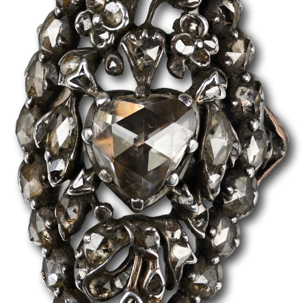 Rose Cut Diamond Ring Decorated With An Allegory Of Love. French, 18th Century.-photo-2